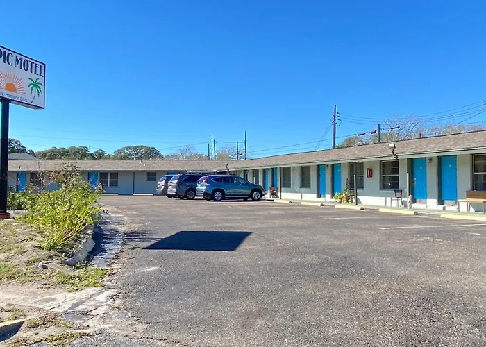Tropic Motel