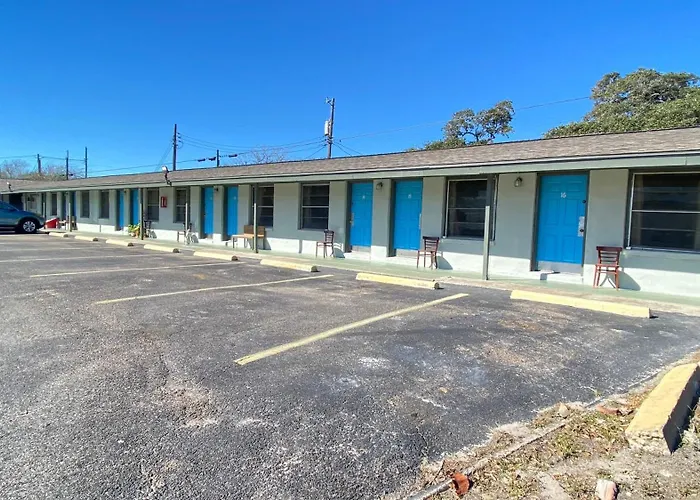 Tropic Motel